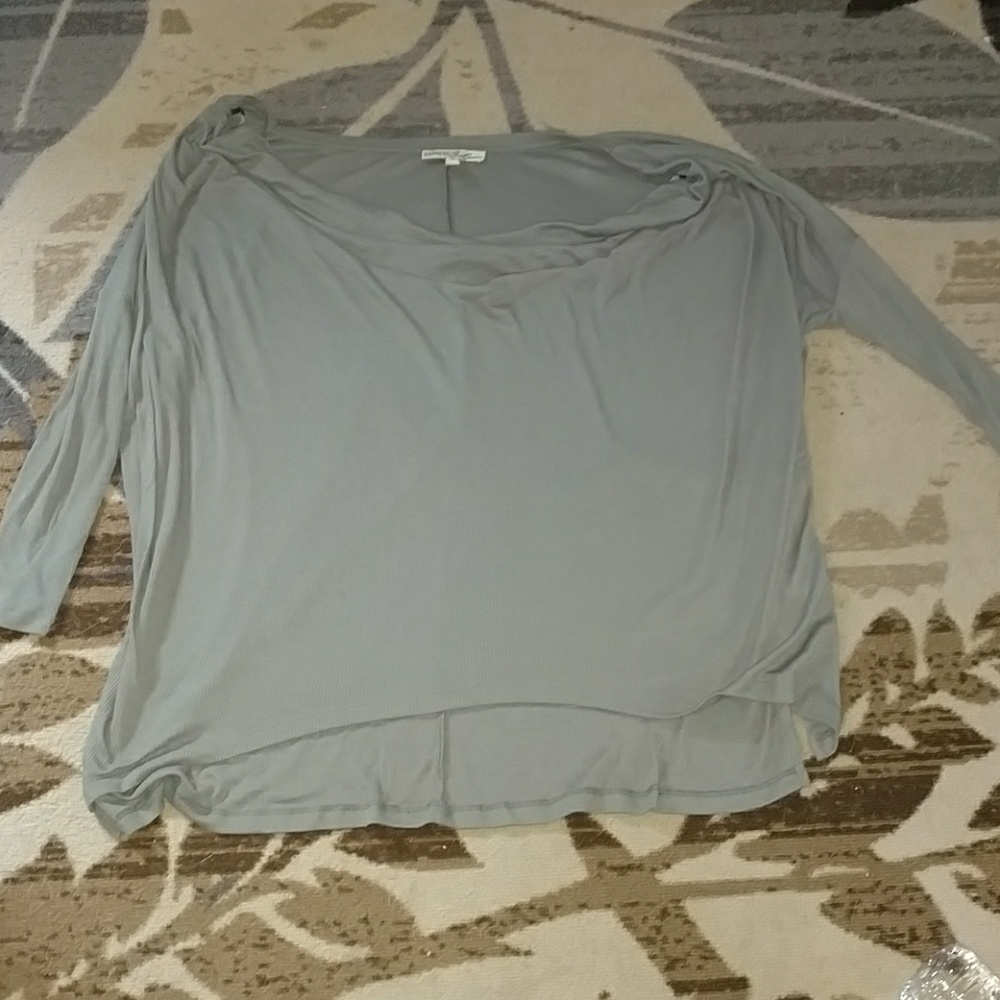 Express Scoop Neck